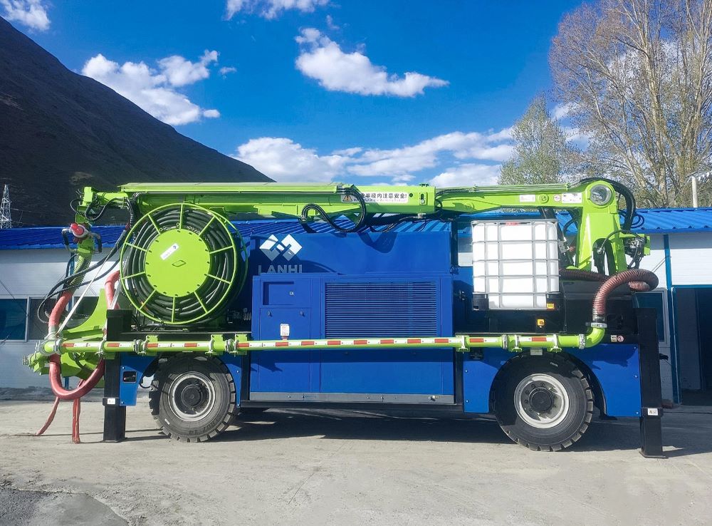 混凝土噴射機,一種專門用于將混凝土噴射到隧道壁上的施工設備 混凝土噴射機,一種專門用于將混凝土噴射到隧道壁上的施工設備